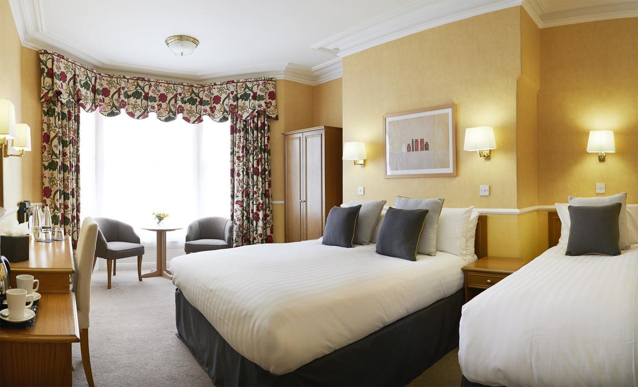 Riviera Town House Hotel Scarborough Bagian luar foto