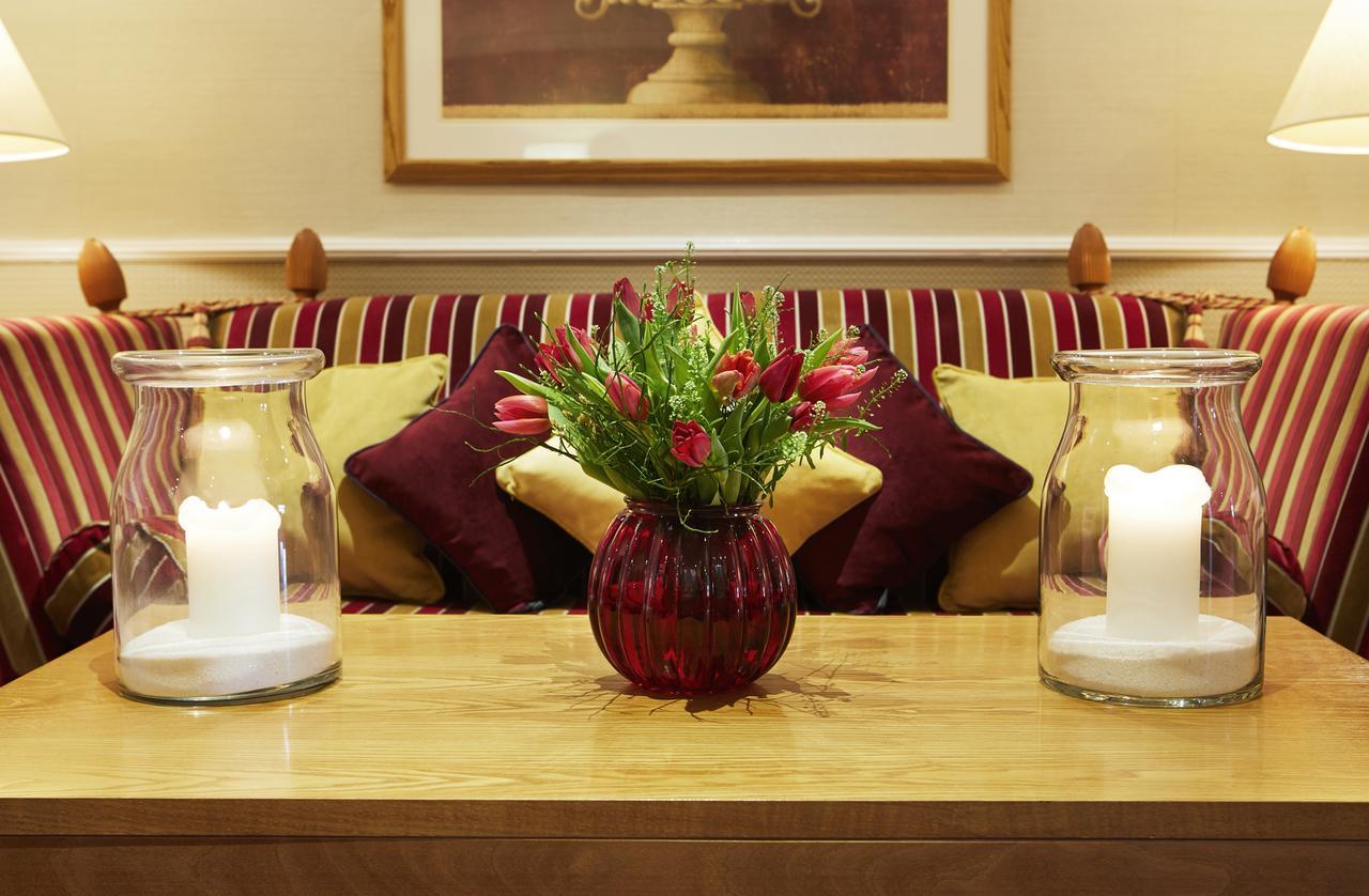 Riviera Town House Hotel Scarborough Bagian luar foto