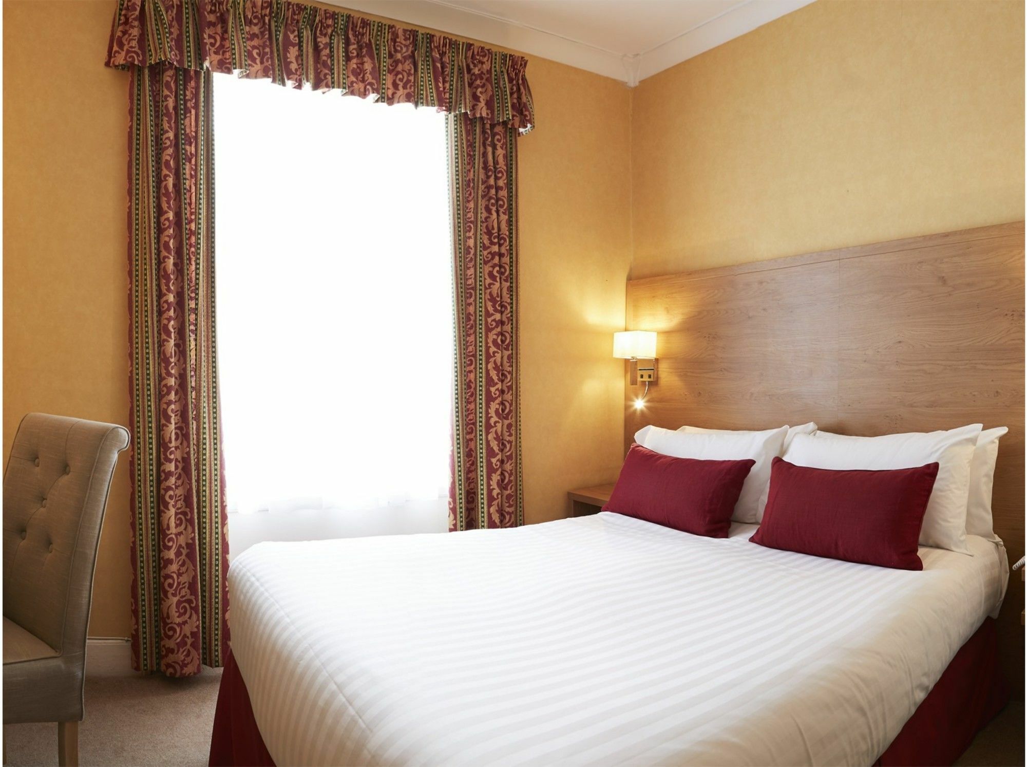 Riviera Town House Hotel Scarborough Bagian luar foto